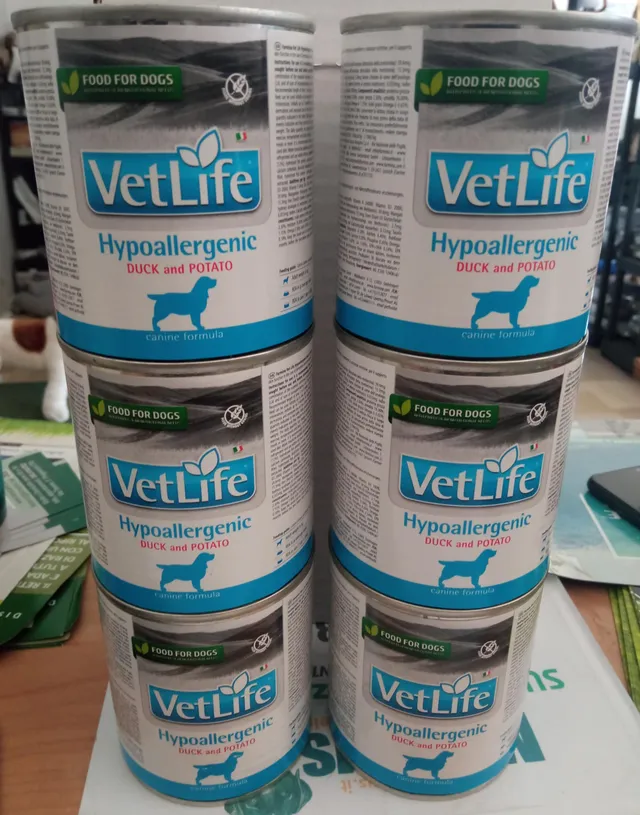 Farmina Vet Life Hypoallergenic Umido Cane Anatra 6x300 g